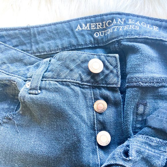 American Eagle Distressed Tomgirl Black Jeans 2 - Picture 3 of 11